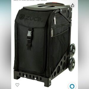 Such makeup bag with wheels